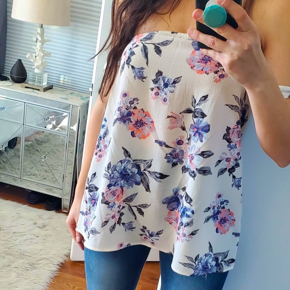 Ivory floral top - Picture 2 of 7
